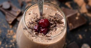 Smoothie with dark chocolate and cherries